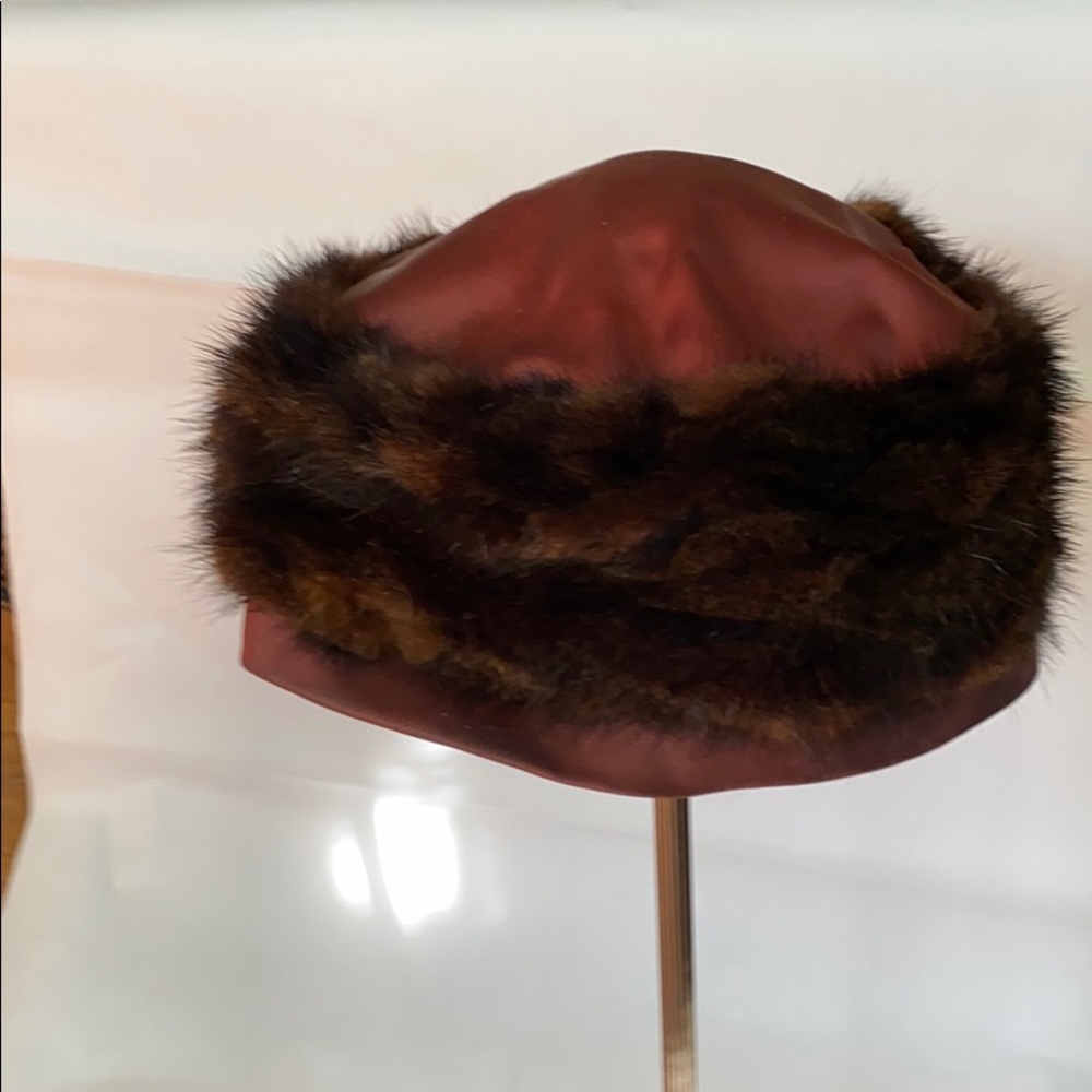 VINTAGE MINK PILLBOX HAT